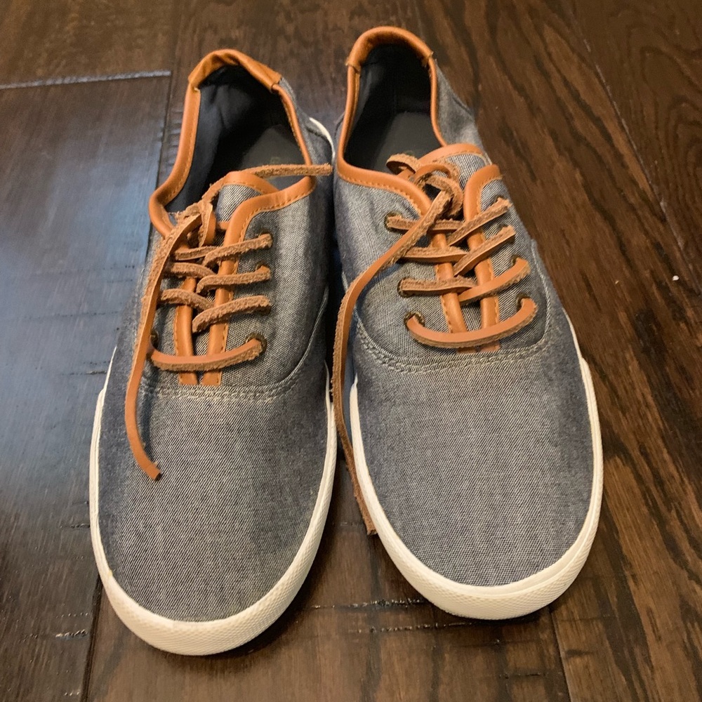GH Bass blue jean shoes